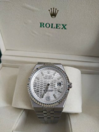 Rolex Oyster Perpetual Land-Dweller