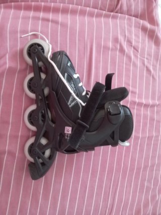 Patines Oxelo negros NUEVOS Talla 35-38 (con ajust