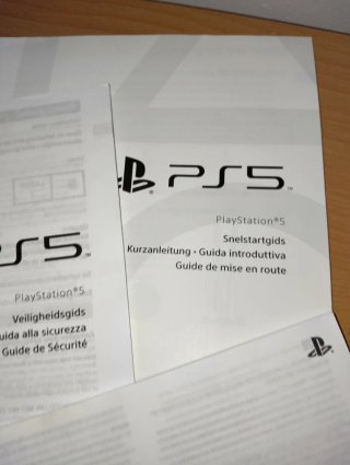 Manuali e garanzia per PlayStation 5