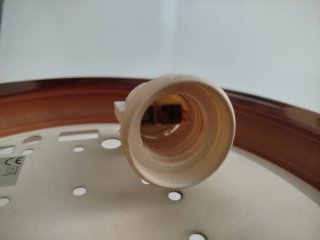 Plafón de techo marrón y dorado