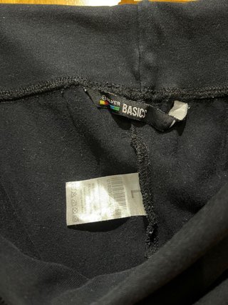Pantalón deportivo negro