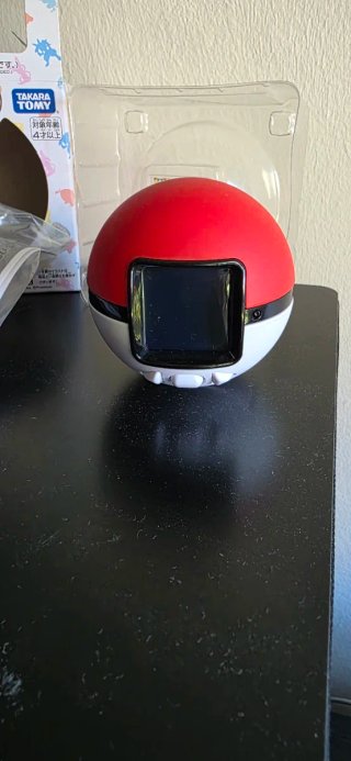 Takara Tomy Pokémon Friends Pokéball