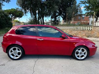 ALFA ROMEO ITV RECIEN PASADA 2027 PEGATINA TIPO B