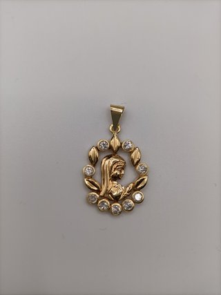 Colgante Oro 18k - Virgen Niña - 1,30 gr