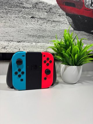Nintendo Switch Completa + Accesorios.