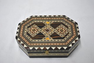 Antigua caja joyero octagonal