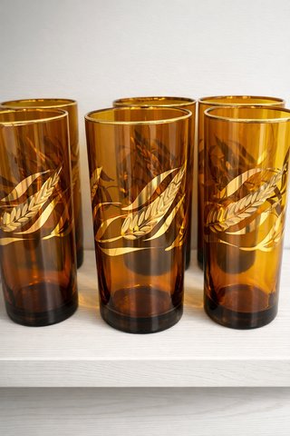 Juego 6 vasos vintage ámbar con diseño dorado