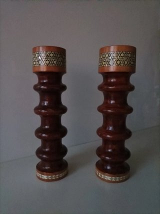 Candelabri artigianali in legno