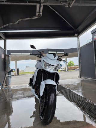 Kawasaki Z750 2010