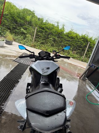 Kawasaki Z750 2010