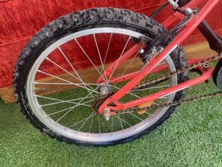 Bicicleta roja RUNFIT