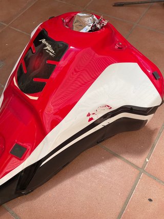Depósito Gasolina Africa Twin CRF1000D Rojo/Blanco