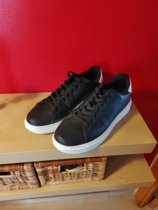 Zapatillas Zara Hombre Negras y Blancas
