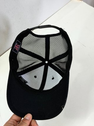Cappellino nero Surf City El Salvador