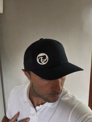 Cappellino nero Surf City El Salvador