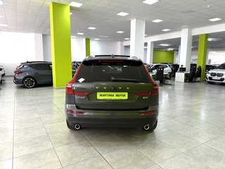 Volvo XC60 Momentum Pro 4x4 B5 2.0D 235CV AutoMHEV