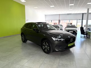 Volvo XC60 Momentum Pro 4x4 B5 2.0D 235CV AutoMHEV