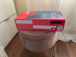 Caja Nintendo Switch
