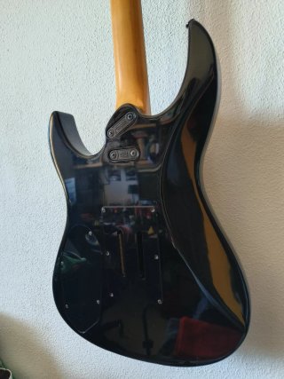 Yamaha RGX 610R - Japan - 1985 - Shred Machines