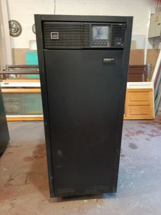 2 SAI 15kw Liebert (menos de 2 años)