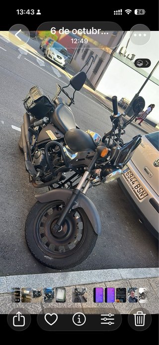 Keeway Superlight 125 Negra