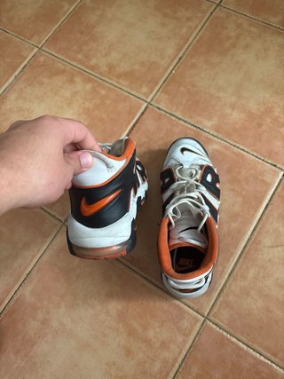 Zapatillas Nike Blancas y Naranja air