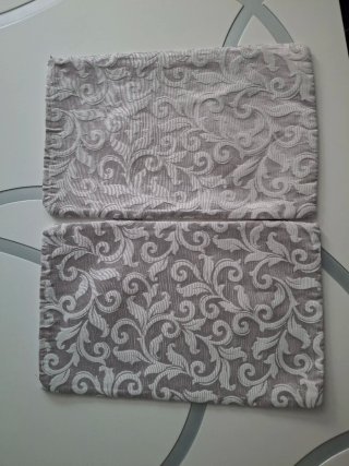 Fundas de cojín plateadas con diseño