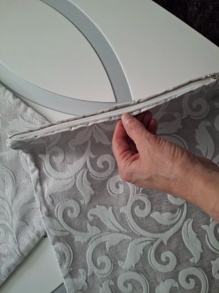 Fundas de cojín plateadas con diseño