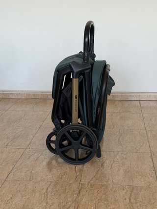 Silla de paseo Kinderkraft Loom nueva