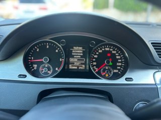 Volkswagen Passat 2010