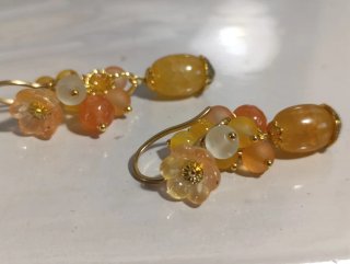 Orecchini giada arancione fiori vetro Murano