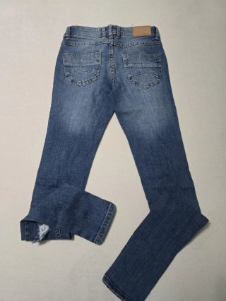 VAQUEROS MARCA TERRANOVA TALLA 34