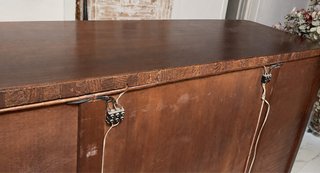 Vitrina aparador vintage de madera estilo clásico