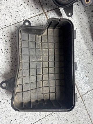 Caja Filtro Aire Suzuki Burgman 400 2009