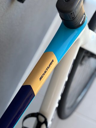 Bicicleta Mérida Scultura 6000 (2025)