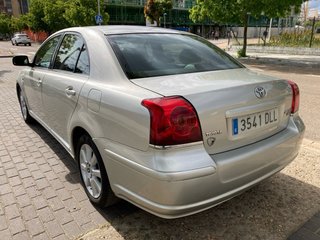 Toyota Avensis 2005
