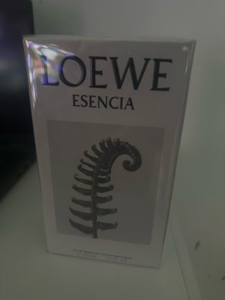 Perfume Loewe Esencia Nuevo