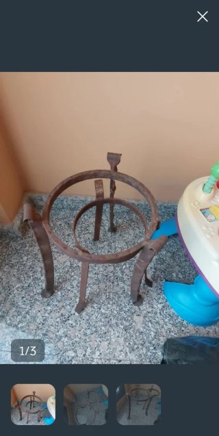 Soporte para macetas de metal