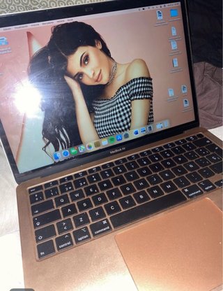 Macbook Air chip M1 256GB Oro Rosa