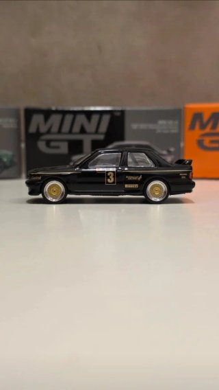Mini GT BMW M3 #3 1987 black