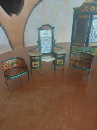 Muebles hojalata juguete antiguo
