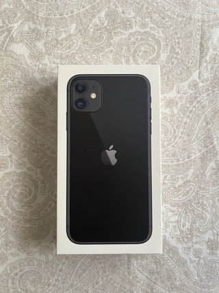 iPhone 11 64GB Negro completo.