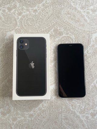 iPhone 11 64GB Negro completo.