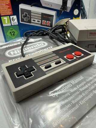 Nintendo Classic MINI NES 30 Giochi Controller