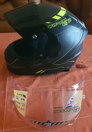 Casco Scorpion 2000 EVO Air Cup Negro/Amarillo