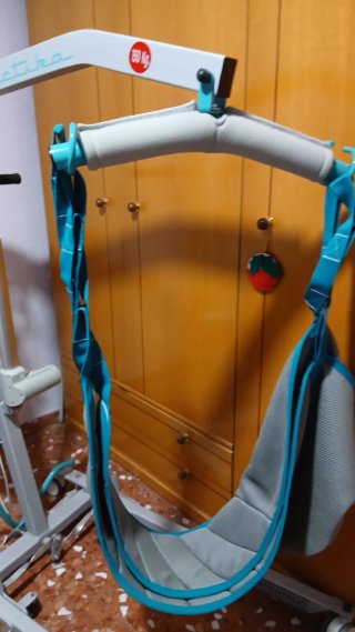 Grúa eléctrica para personas dependientes Practika