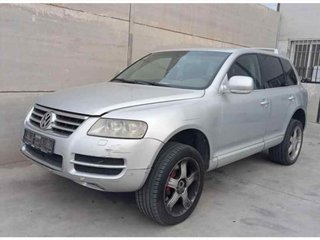 VOLKSWAGEN TOUAREG (7LA)