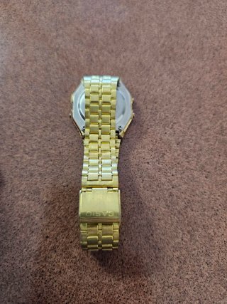 Reloj Casio Dorado Digital WR