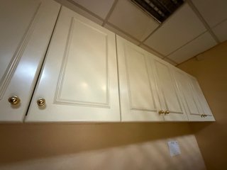 Mobiliario Tienda: Mostradores y Estanterías