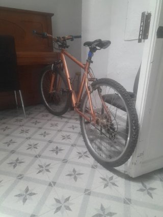 Bicicleta con cambios Shimano